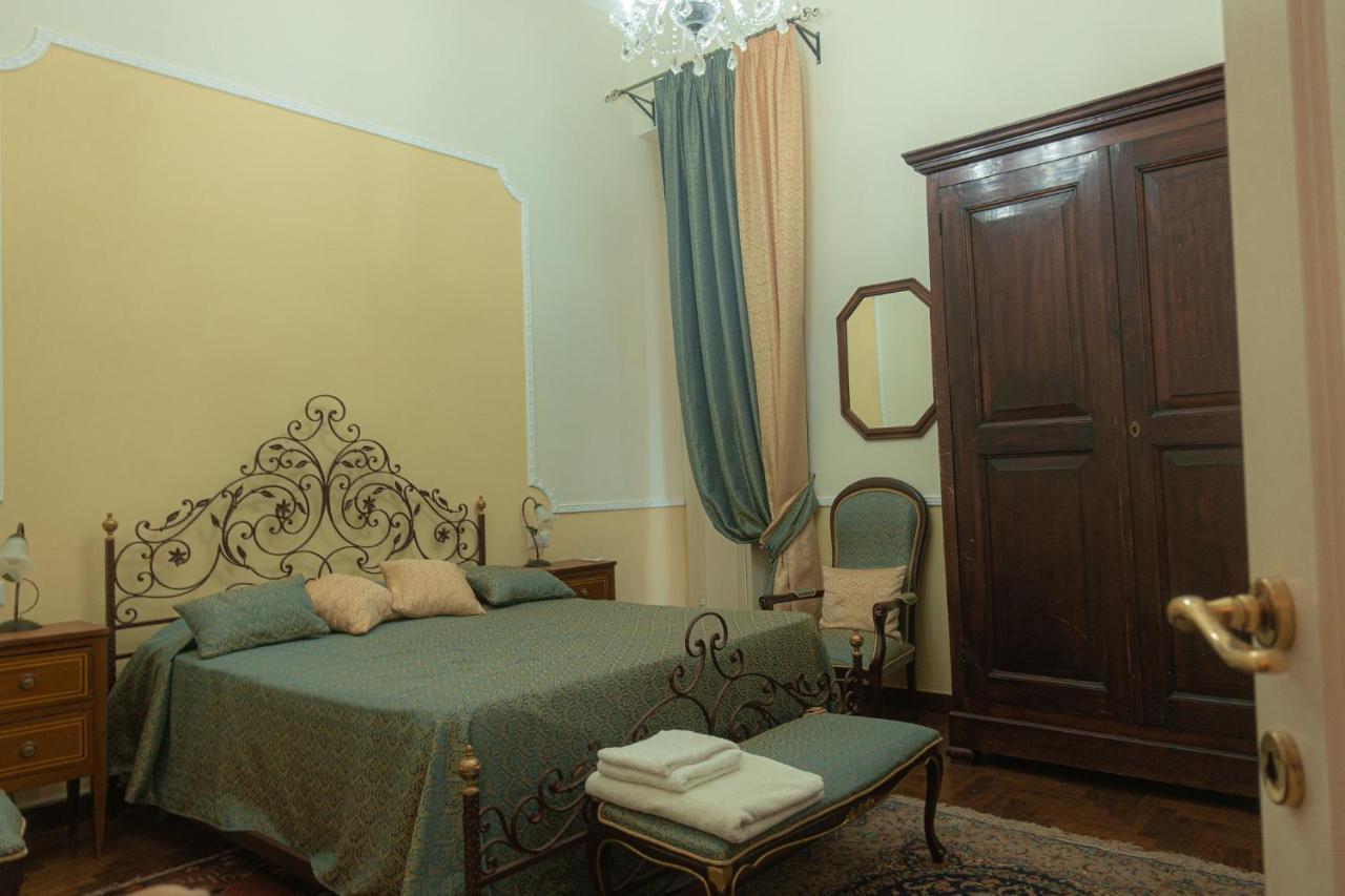 Apartmán Palazzo Capece Caivano Exteriér fotografie