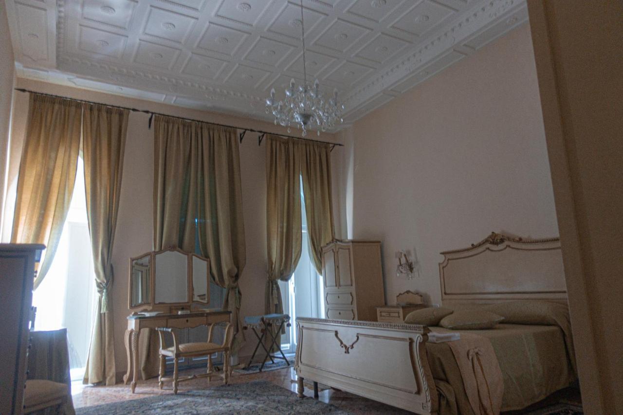 Apartmán Palazzo Capece Caivano Exteriér fotografie
